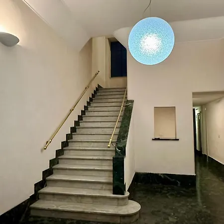 Апартаменты Il Rifugio Dei Santi Centralissimo Parking Free Генуя